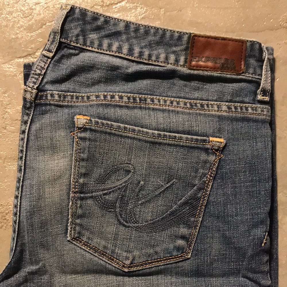 Express “Stella” Jean